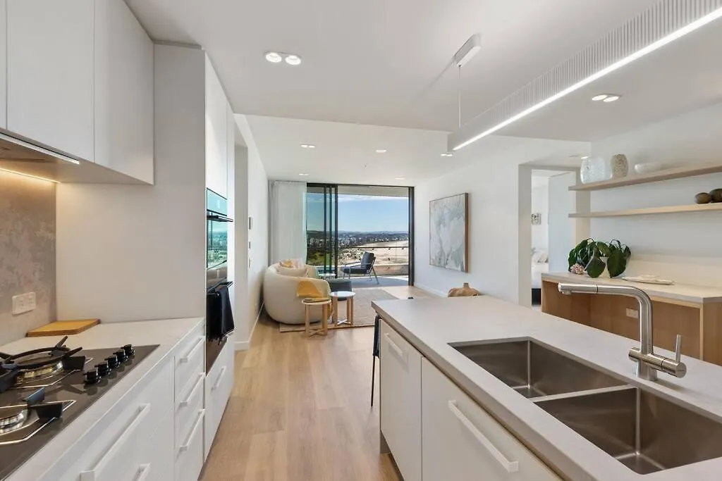 Luxurious 2Br 2Ba Oceanfront Apartment Kirra Gold Coast