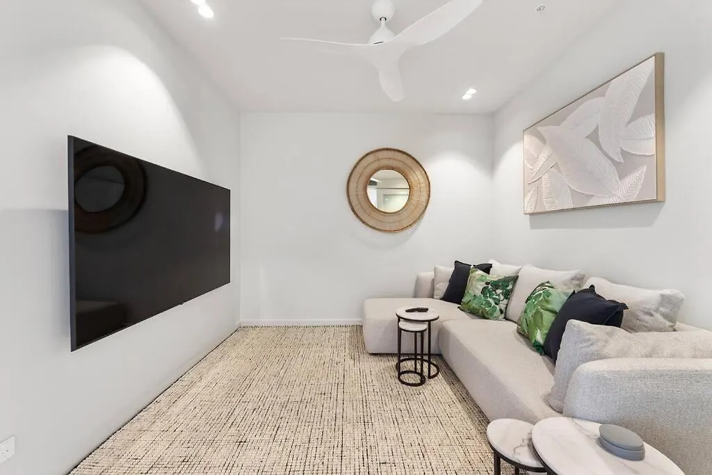 Luxurious 2Br 2Ba Oceanfront Apartment Kirra Gold Coast