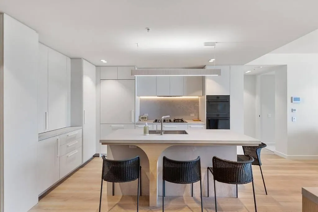 Luxurious 2Br 2Ba Oceanfront Apartment Kirra Gold Coast Australia