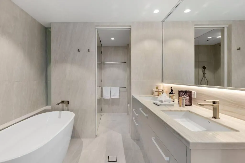 Luxurious 2Br 2Ba Oceanfront Apartment Kirra Gold Coast